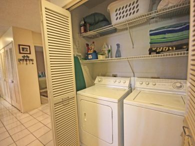 Spacious Maui, Hawaii Two Bedroom Rental Condo With Pool